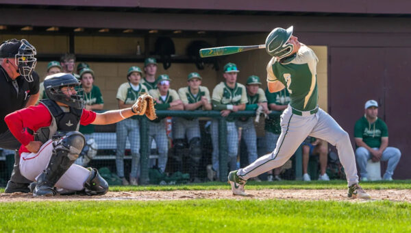 Bishop Hendricken strikes first in D-I baseball series. Here's how.