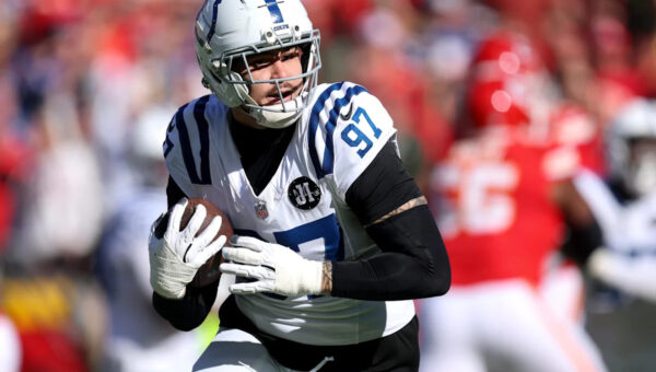 PFF grades for Colts projected starting defense in 2026