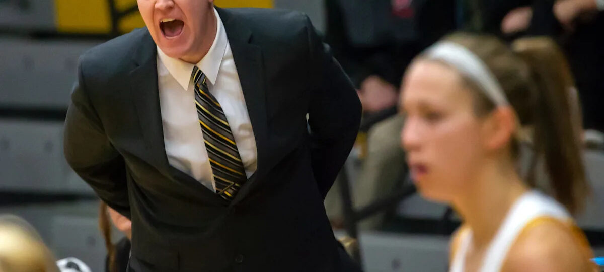 UW-Oshkosh's Fischer leaves as school's winningest women's basketball coach