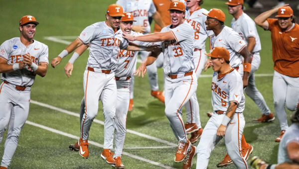 'OmaHORNS': Fans react to Texas Longhorns' return to College World Series