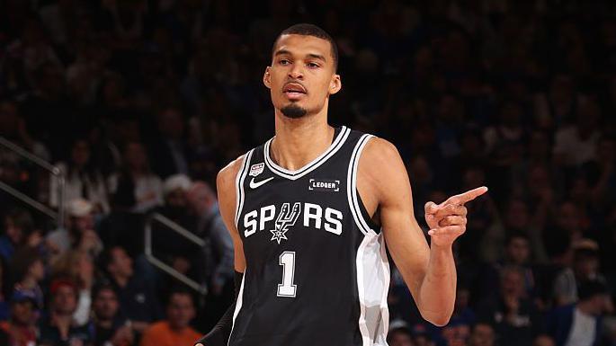 Wembanaya stars as Spurs trim Knicks' Finals lead