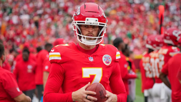 Chiefs STC Dave Toub discusses Harrison Butker’s long-distance kicking