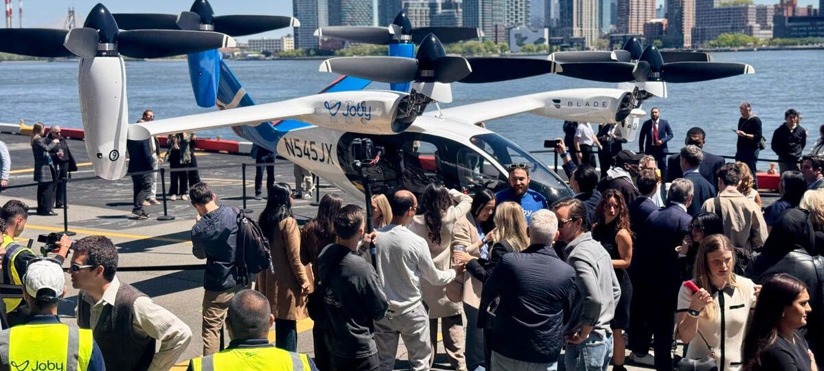 Flying taxi companies are racing to carry passengers as soon as this year. I've seen all 3 rivals — this is how they compare