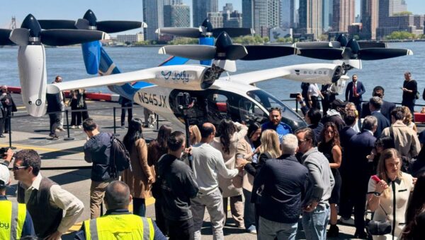 Flying taxi companies are racing to carry passengers as soon as this year. I've seen all 3 rivals — this is how they compare