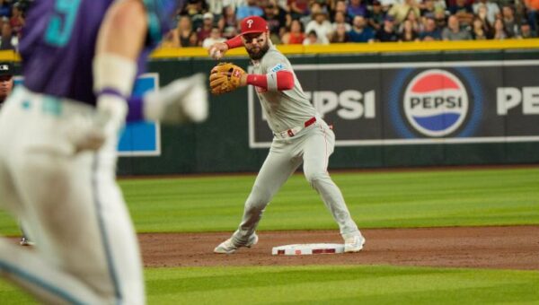 Orioles replace former Phillies .756 OPS utilityman with ex-Rangers catcher