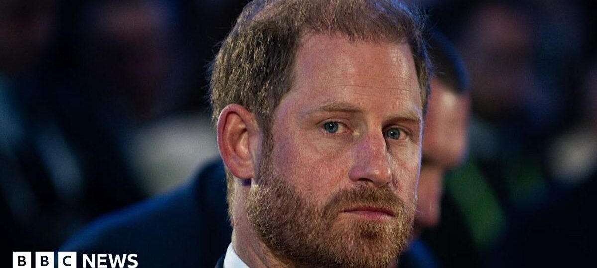 Harry reconsiders bringing Meghan and children on UK trip