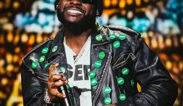 Davido uses W’Cup stage to demand action for abducted Nigerian pupils