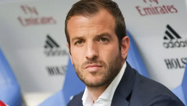 World Cup: Van der Vaart knocks Tuchel over Chelsea star, two overrated Arsenal players in England squad