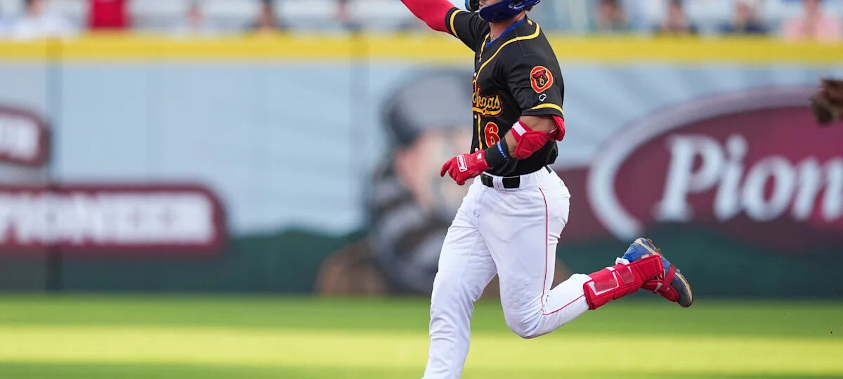 Cubs Minor League Wrap: Three HRs lead Smokies past Lookouts