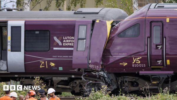 Train passed red signal before fatal crash, says report