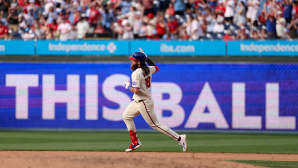 Sox sink in the Marsh, drop 9-5 series finale to Phillies