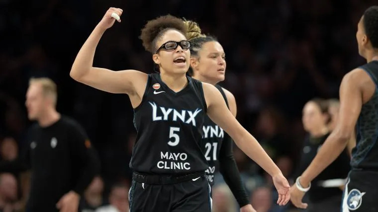 Lynx's Olivia Miles revealed a hidden talent during a blowout win