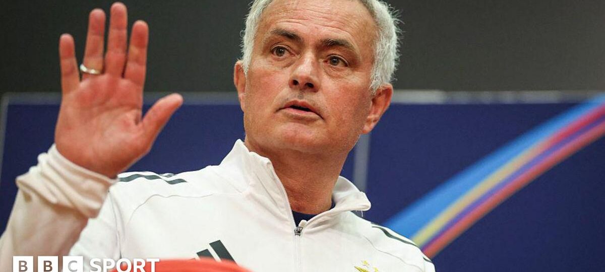 Mourinho set for Real after Perez re-elected