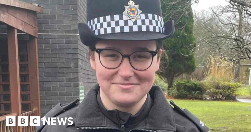 Police officer, 19, dies from crash injuries