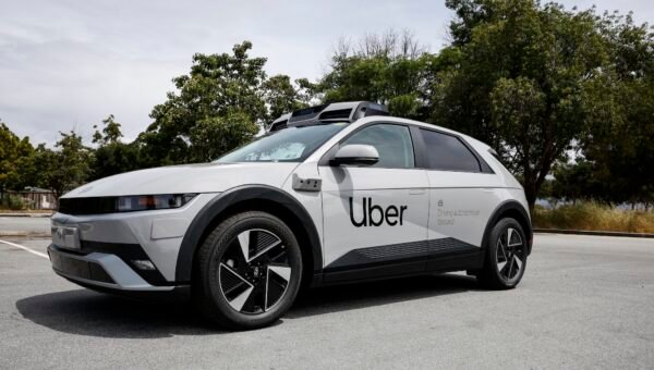 Uber to put 500 data-collection vehicles on the road this year