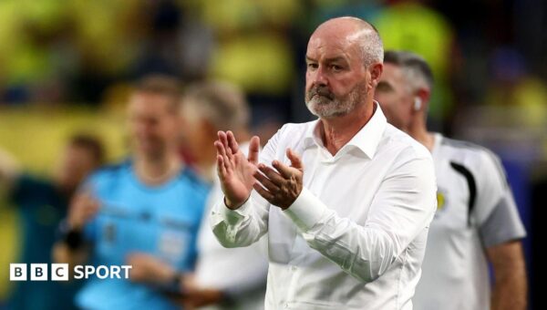 ‘Think we’re going home’ – Clarke & McGinn rue Scotland mistakes
