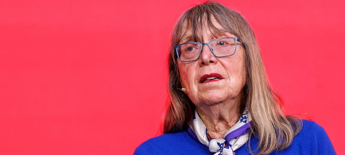 Her daughters were CEOs of YouTube and 23andMe. Her advise for parents in the AI era? Send your kids to college.
