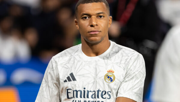 World Cup 2026: Mbappe picks who will score more goals between Messi, Ronaldo