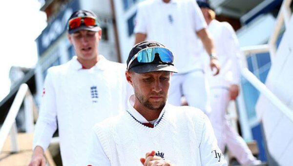 New Zealand look to extend sizeable lead over England on day four