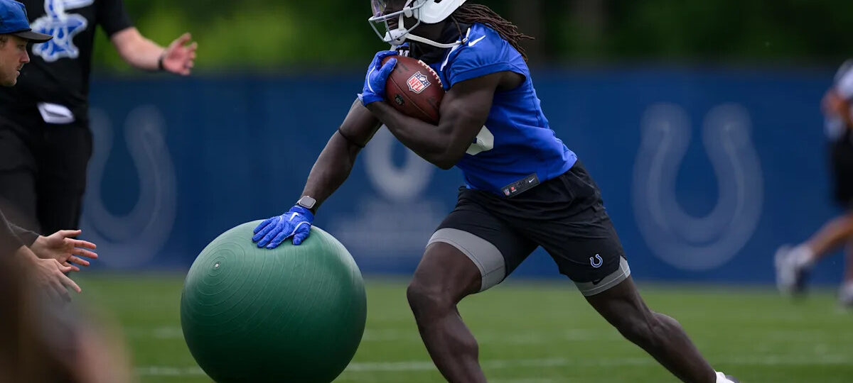 Two Colts competing for starting jobs weigh in on their current preparation and mindsets