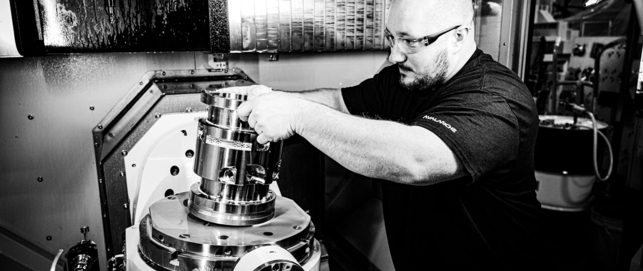 Avalanche’s desktop fusion reactor delivers blistering-hot plasma