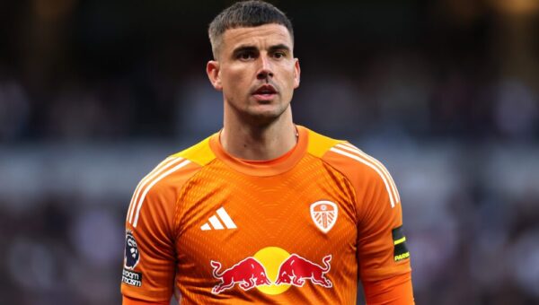 Manchester United want Leeds United goalkeeper Karl Darlow
