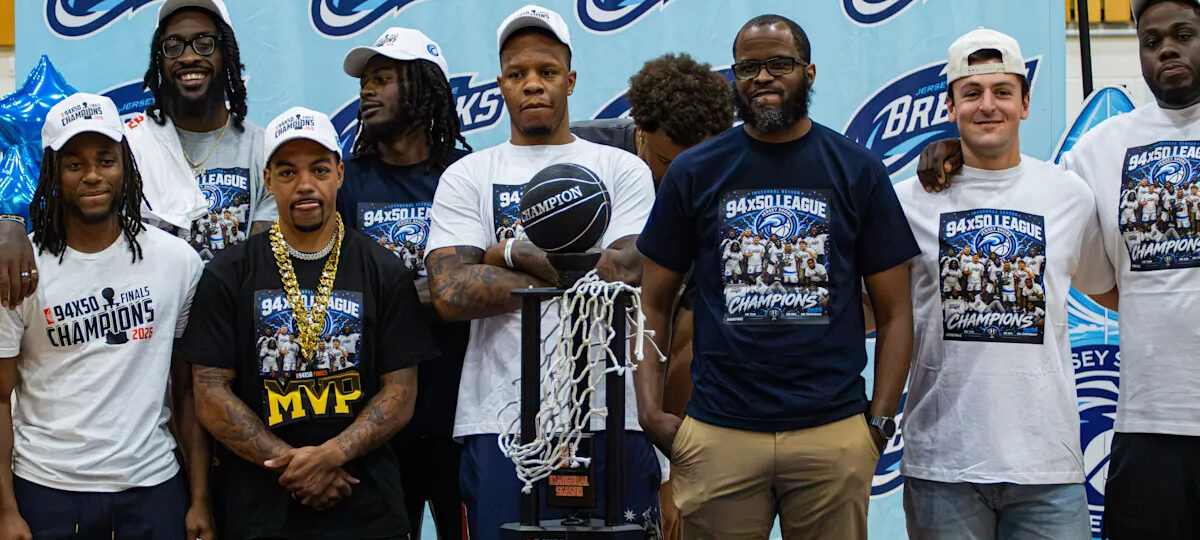 Dead pro basketball league revived - and Shore team wins championship