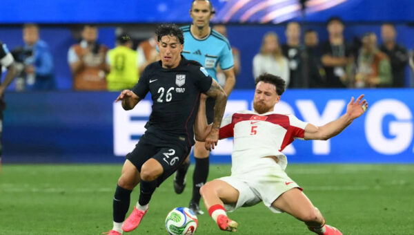 El Paso's Alejandro Zendejas makes 2026 World Cup debut for US soccer