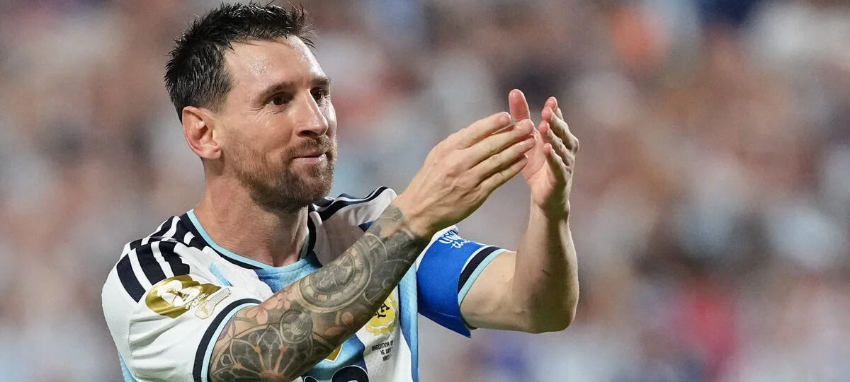Lionel Messi releases statement on father Jorge’s health and criticises media coverage
