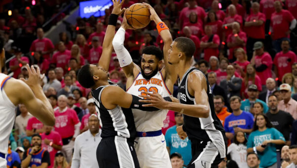 Charles Barkley Couldn’t Hold Back After Watching Karl-Anthony Towns Take Over Against Victor Wembanyama