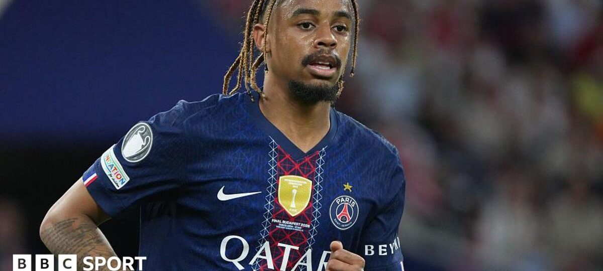 Arsenal consider Barcola as alternative to Rogers