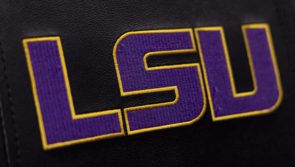 Jaiden Bryant’s father comments on his son’s decision to flip from LSU