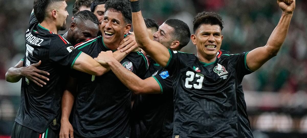 2026 World Cup: Mexico becomes first team to qualify for Round of 32