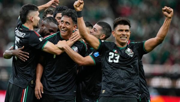 2026 World Cup: Mexico becomes first team to qualify for Round of 32