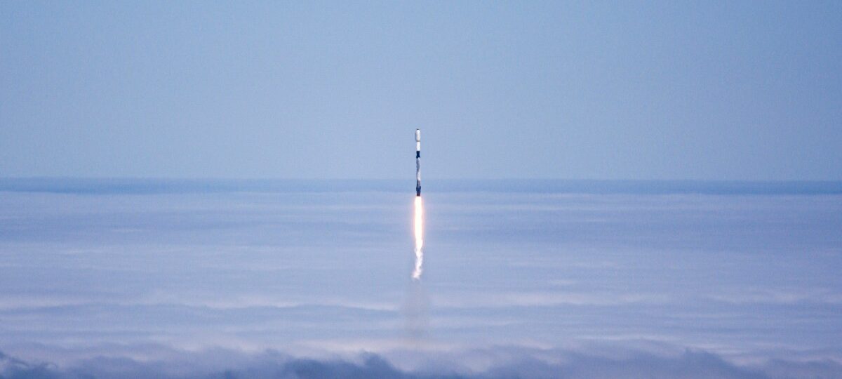 SpaceX officially prices shares at $135 in the largest IPO ever