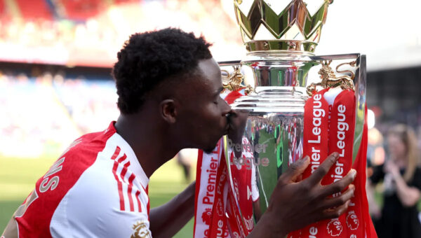 Saka injured but will start World Cup anyway