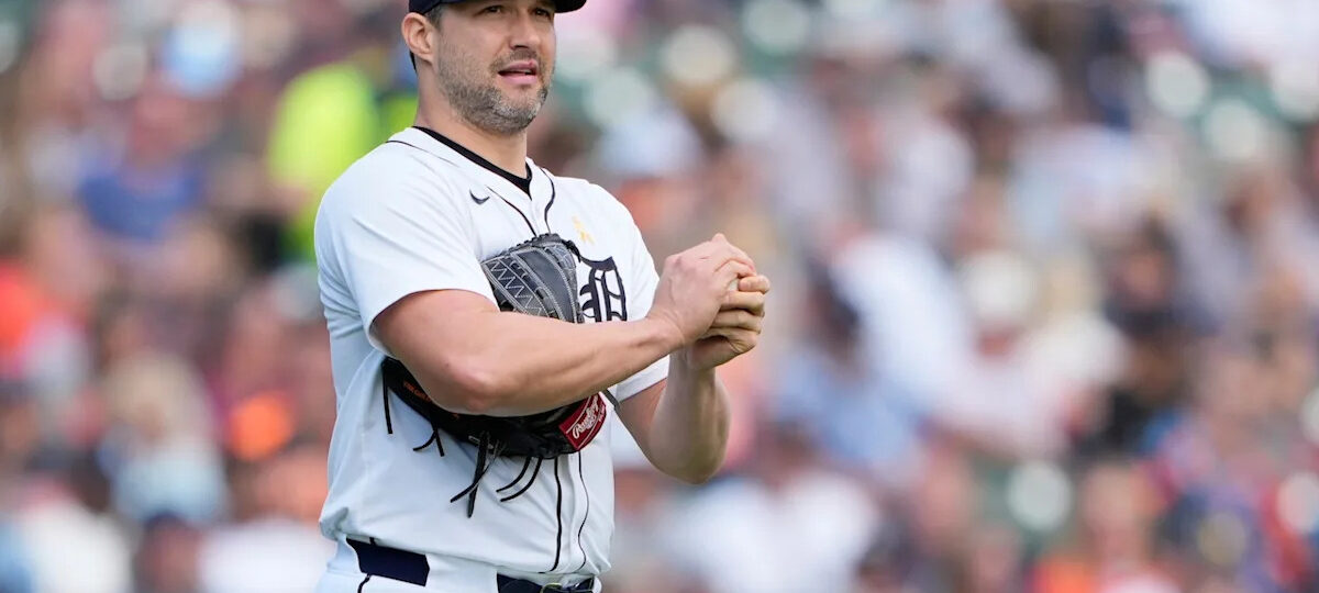 Red Sox add veteran reliever with 456 appearances to bullpen