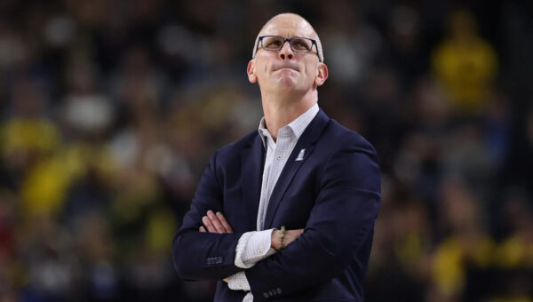 NFL insider thrashes Dan Hurley for UConn vs. Duke wish at White House after UFC Freedom 250