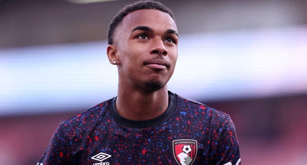 Will Arsenal buy Eli Junior Kroupi?
