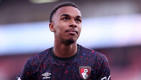 Will Arsenal buy Eli Junior Kroupi?