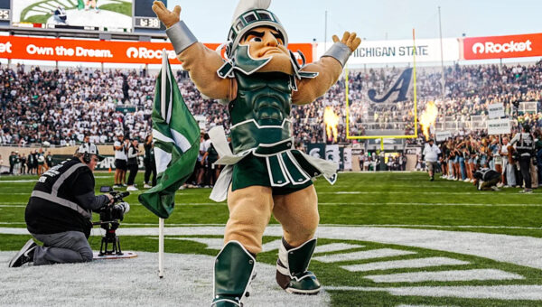 Watch Cordaro Parham make a public commitment to Michigan State