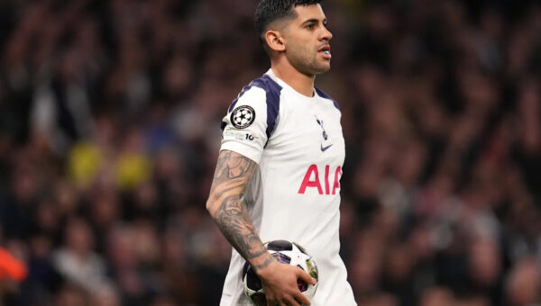 Spurs Make Their Move as Defensive Rebuild Begins