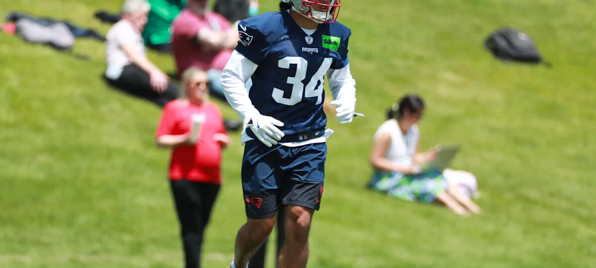 Patriots consider ex-tryout player for special teams ‘quarterback’ role