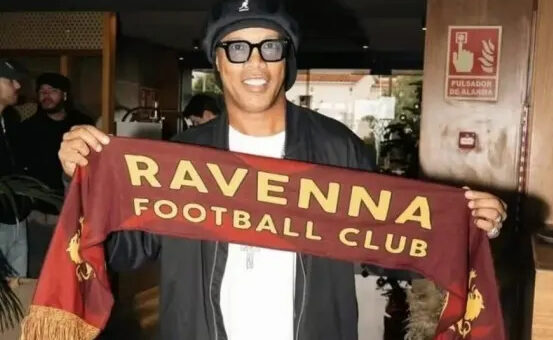 Ronaldinho Gaúcho returns to football to invest in Italian club