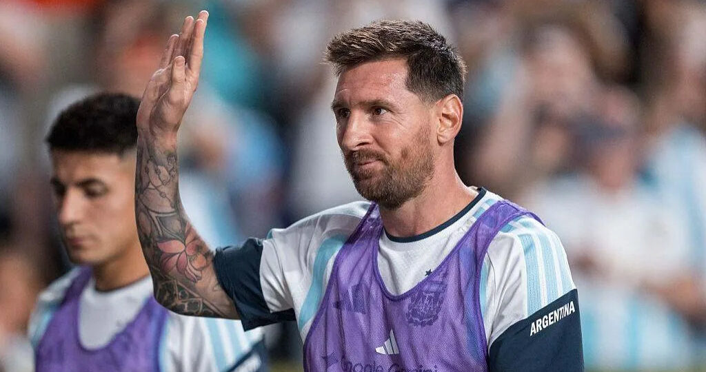 Algeria opener disallowed minutes after after Messi has goal ruled out for Argentina