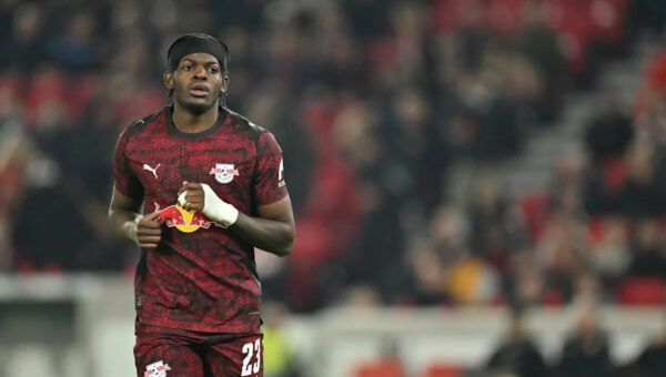 Barcelona showing the most concrete interest in Arsenal defensive target; initial talks held – report