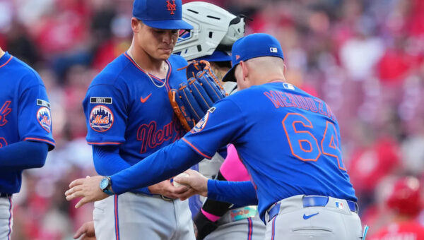 Mets give up twelve runs to and get shut out by Reds
