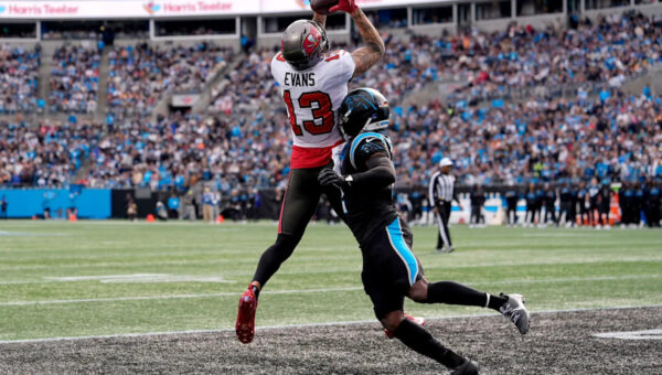 George Kittle’s praise for Mike Evans may be subtle dig at former WRs
