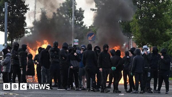 Belfast knife attack disorder ‘destabilising’, says terror adviser