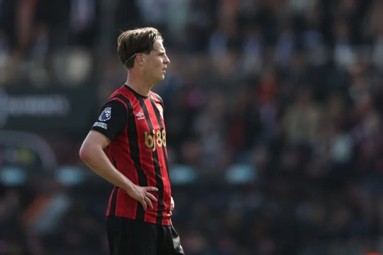 Arsenal rebuffed after enquiring about Bournemouth’s Alex Scott